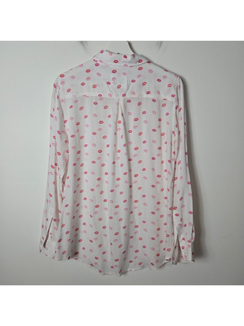 Rails Size M Rocsi Kiss Me Lipstick All Over Print Button-Up Blouse Feminine Pre - Picture 6 of 11